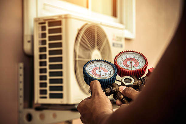 Professional Hvac Installation technician working in Glencoe, OK